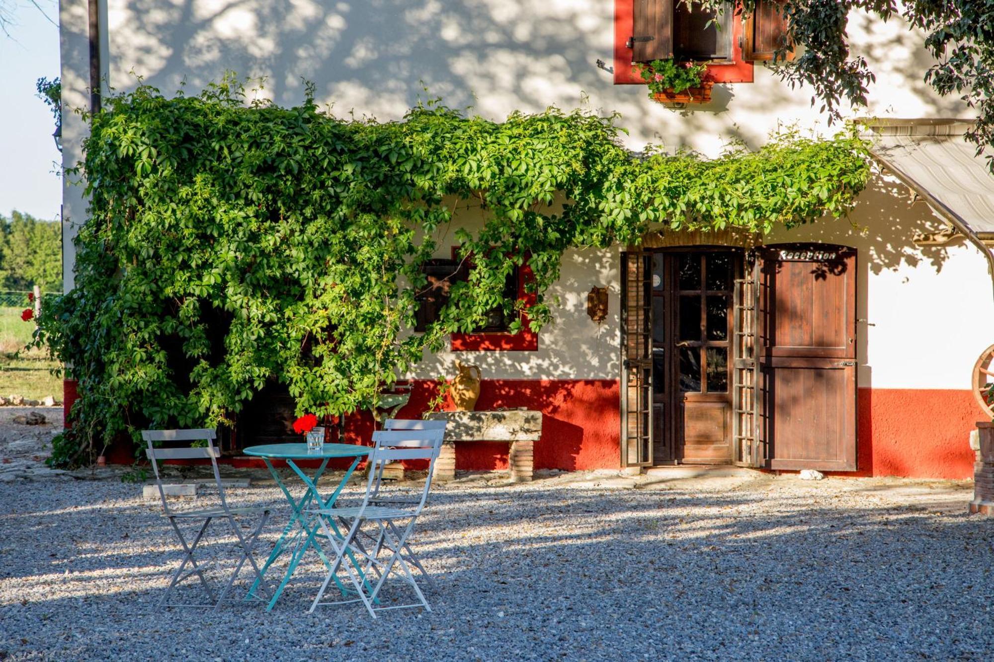 B&B Borgo Vera Manciano Exterior foto